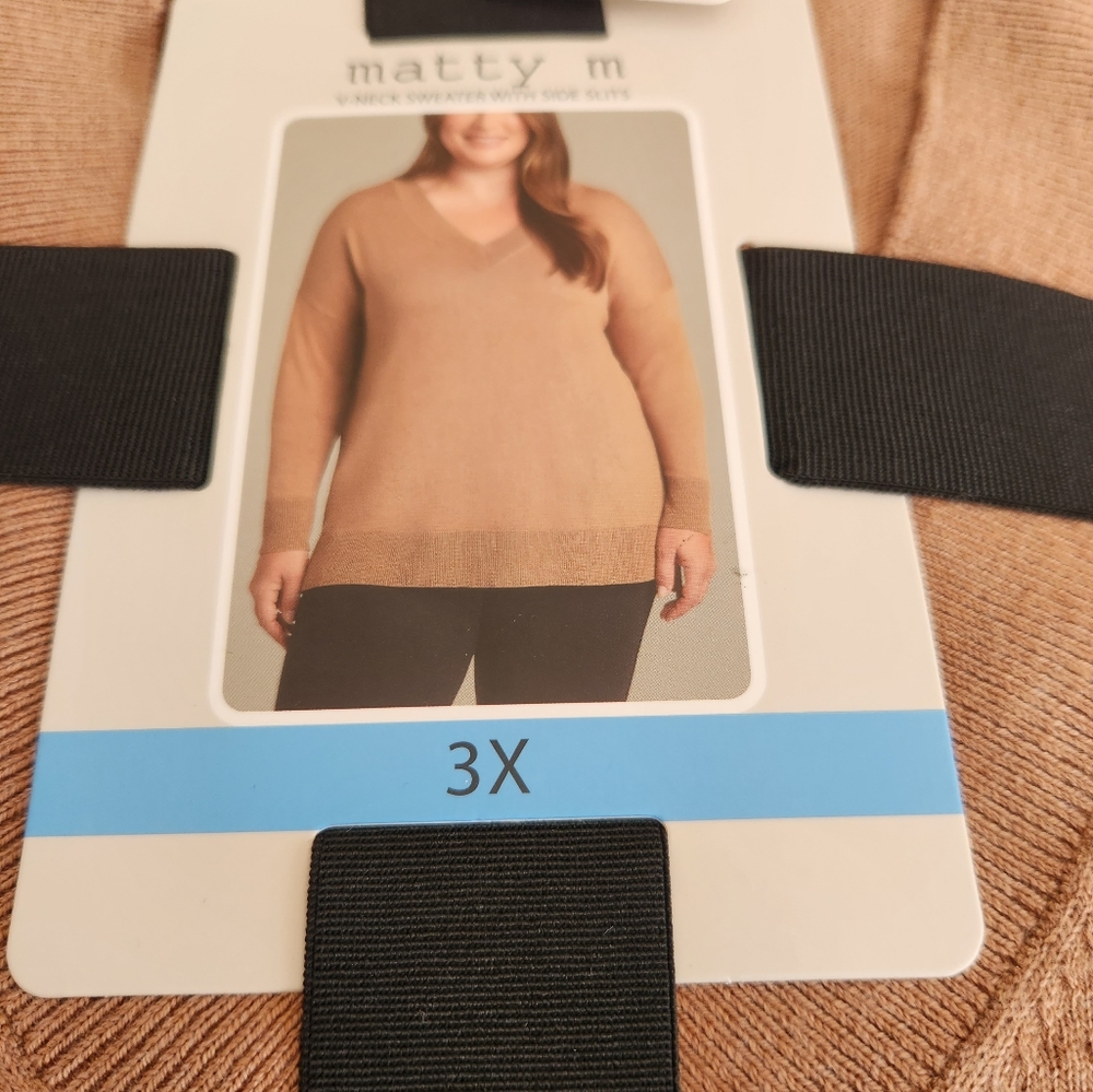 Matty M V-neck Women's sweater with side slits